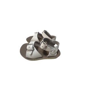 White Salt Water Sandals  Size 5 Leather Upper Toddler Adjustable Straps Durable